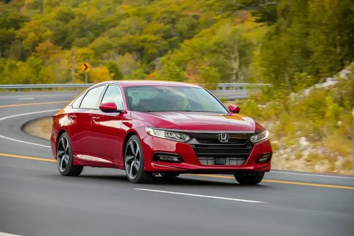 Những mẫu sedan cỡ trung tốt nhất đời 2020 - Honda Accord 2020 Những mẫu sedan cỡ trung tốt nhất đời 2020 - Honda Accord 2020