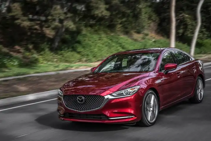 Những mẫu sedan cỡ trung tốt nhất đời 2020 - Mazda 6 2020 Những mẫu sedan cỡ trung tốt nhất đời 2020 - Mazda 6 2020