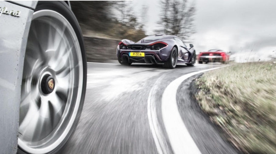 McLaren P1, Ferrari LaFerrari và Porsche 918.