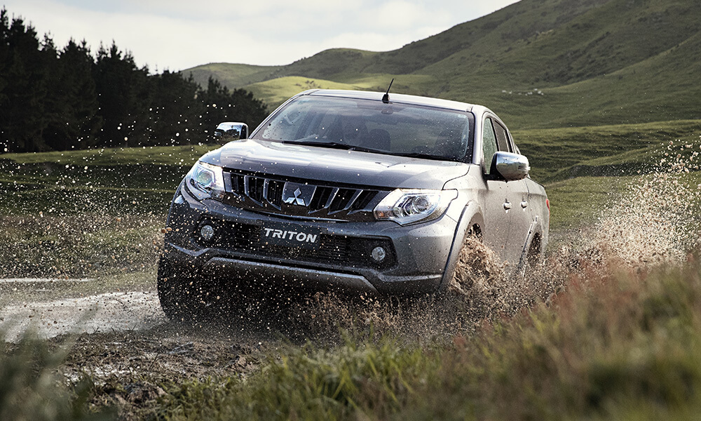 xe Mitsubishi Triton xe Mitsubishi Triton