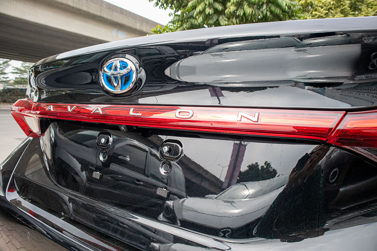 Ảnh chi tiết xe Toyota Avalon Hybrid 2020 đầu tiên tại Việt Nam a14