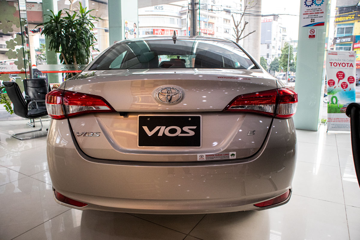 Thiết kế đuôi xe Toyota Vios 2020 1