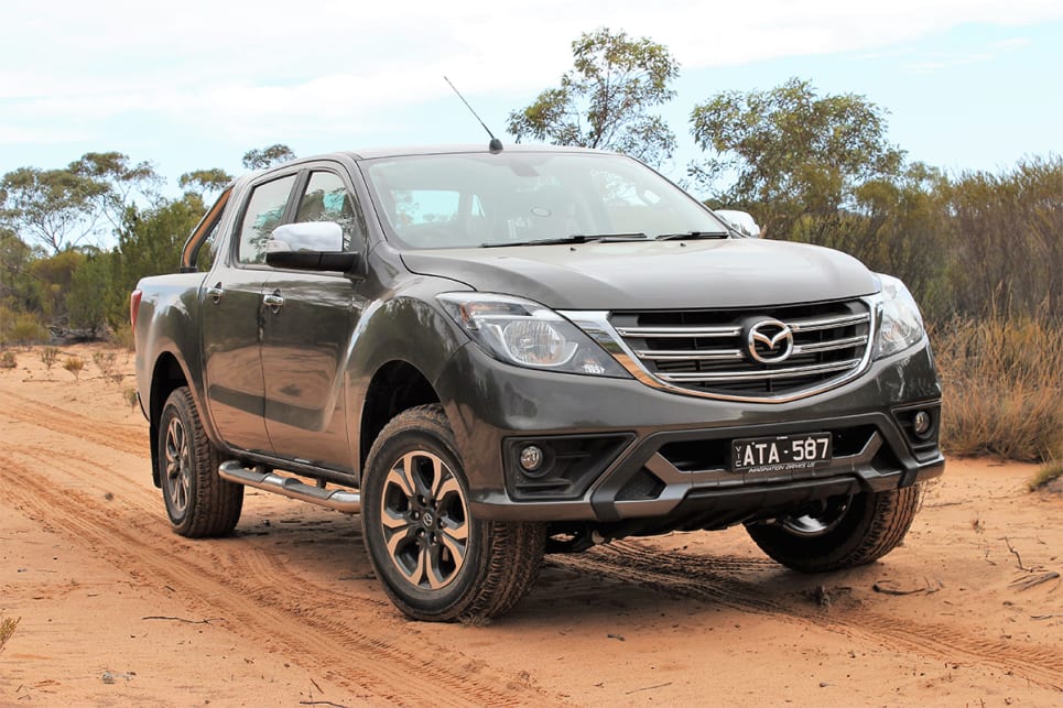 Đánh giá xe Mazda BT-50 về thiết kế ngoại thất Đánh giá xe Mazda BT-50 về thiết kế ngoại thất