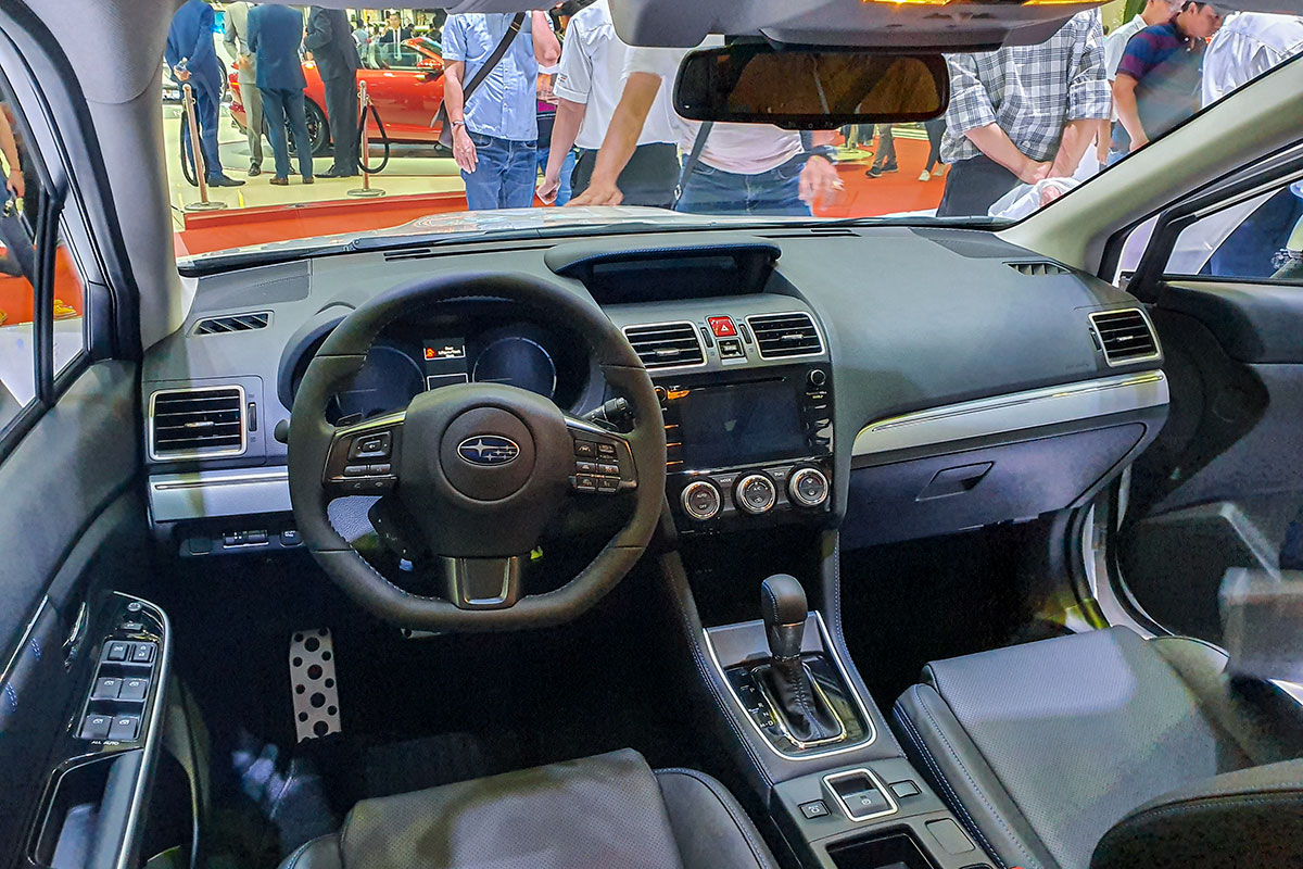 Đánh giá xe Subaru Levorg 2020: Táp-lô khá gọn gàng Ảnh chụp táp-lô xe Subaru Levorg 2020