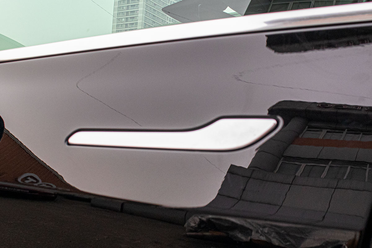 Ảnh chi tiết xe Tesla Model 3 vừa về Việt Nam a15
