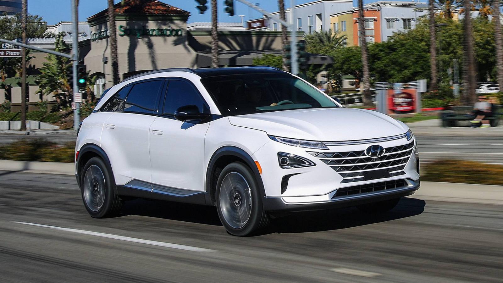 Đánh giá xe Hyundai SantaFe về thiết kế ngoại thât Đánh giá xe Hyundai SantaFe về thiết kế ngoại thât