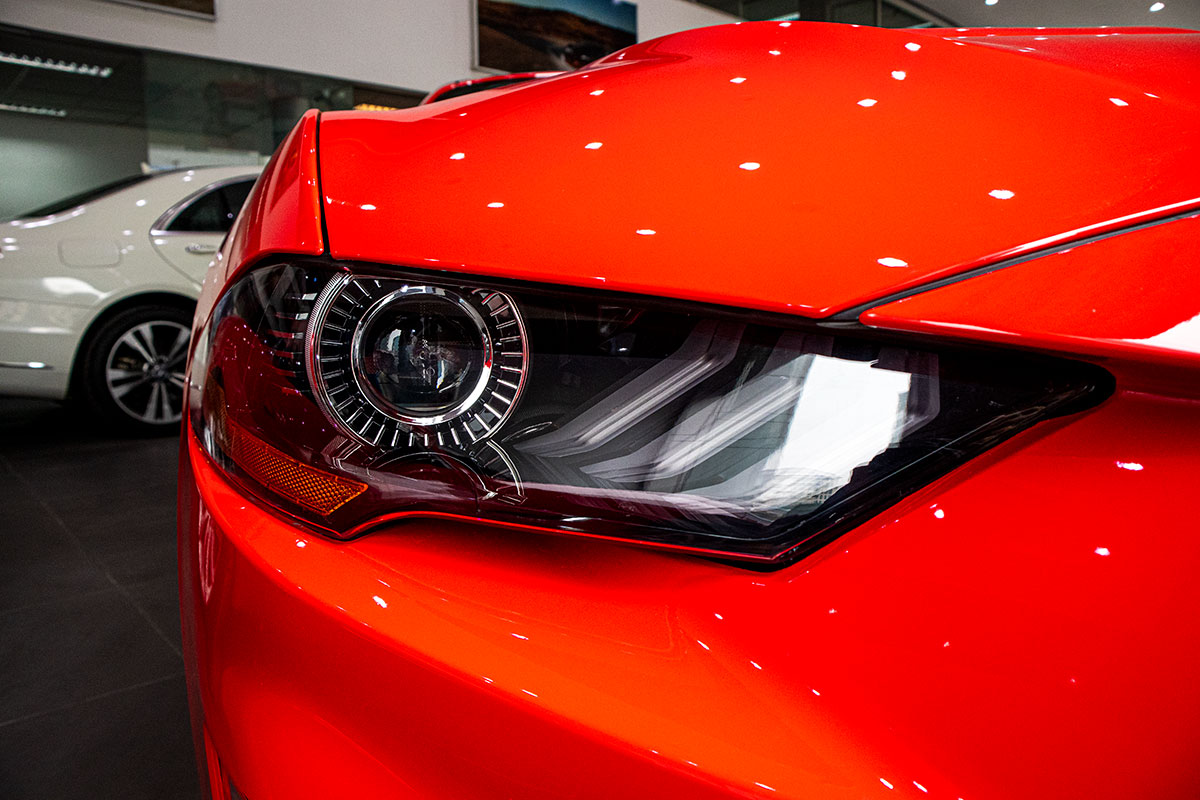Ford Mustang Convertible 2020: "Ngựa hoang" rẻ hơn Chevrolet Camaro tại Việt Nam a