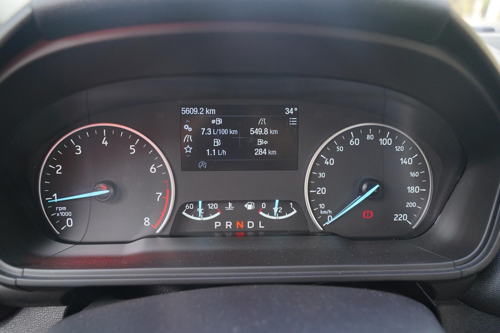 Đồng hồ lái của xe Ford EcoSport 2020 Đồng hồ lái của xe Ford EcoSport 2020 1