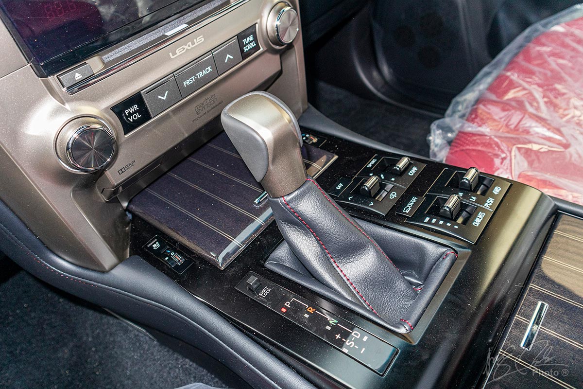 Đánh giá xe Lexus GX 460 2020: Hộp số tự động 6 cấp Đánh giá xe Lexus GX 460 2020: Hộp số tự động 6 cấp.