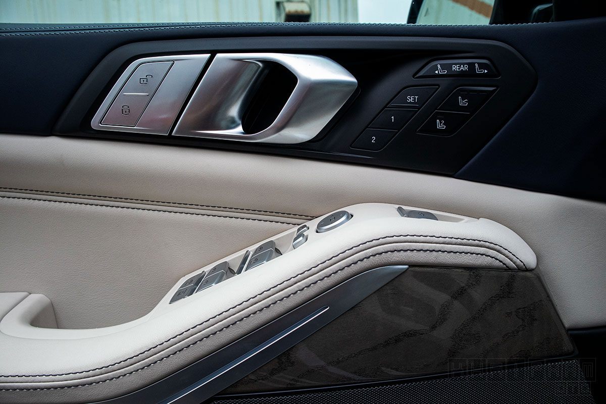 Ảnh chi tiết xe BMW X7 2020 giá hơn 7 tỷ đồng tại Việt Nam 36 Cánh cửa xe BMW X7 2020