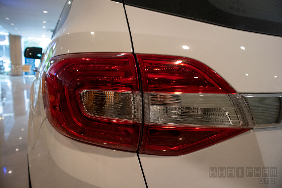 Đèn hậu xe Ford Everest 2020