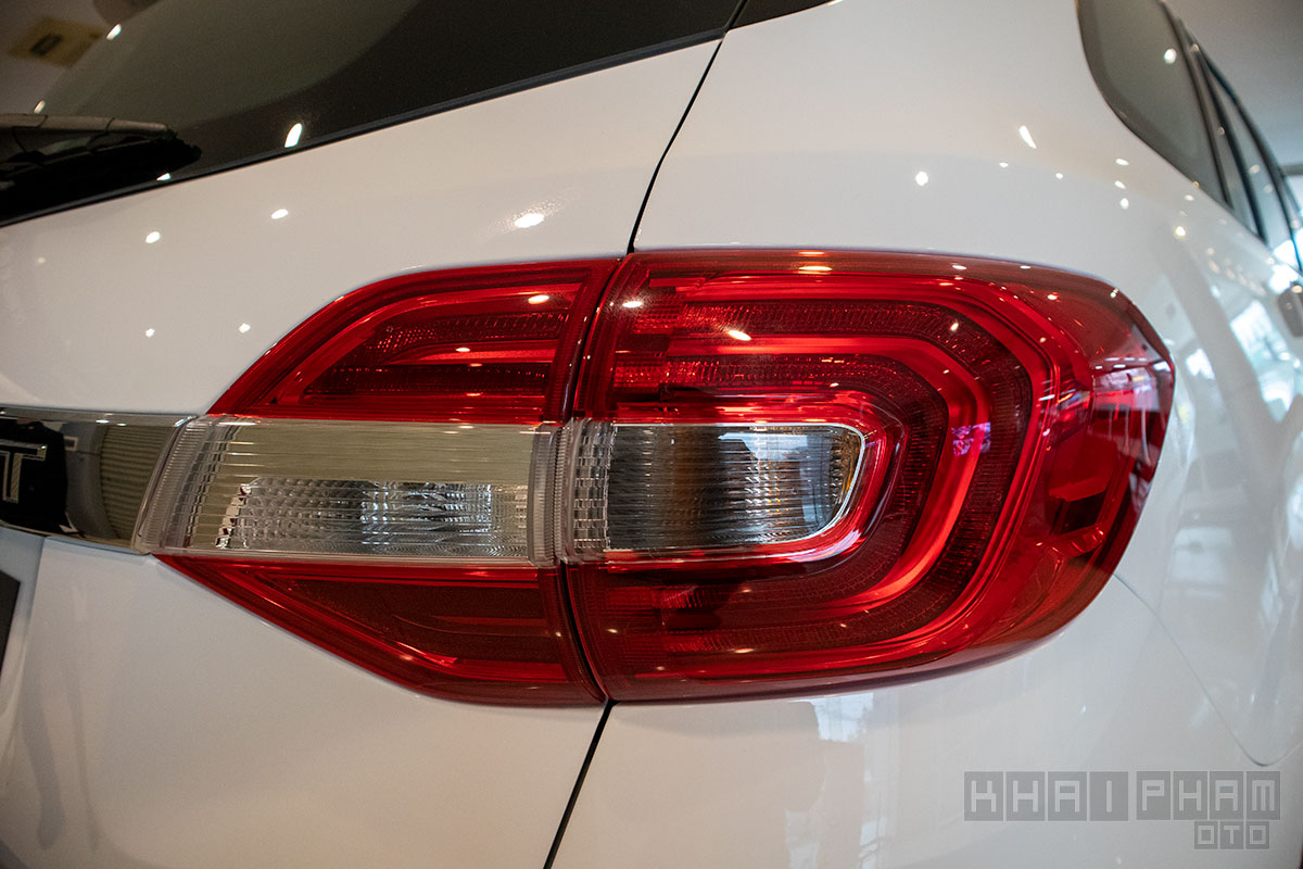 Đèn hậu xe Ford Everest 2020