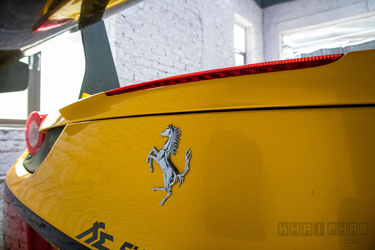 Ngắm ảnh chi tiết xe Ferrari 458 Italia "biến hình" thành LaFerrari a17