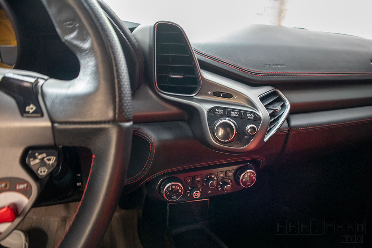 Ngắm ảnh chi tiết xe Ferrari 458 Italia "biến hình" thành LaFerrari a31