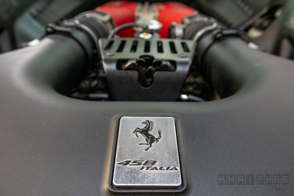 Ngắm ảnh chi tiết xe Ferrari 458 Italia "biến hình" thành LaFerrari a36