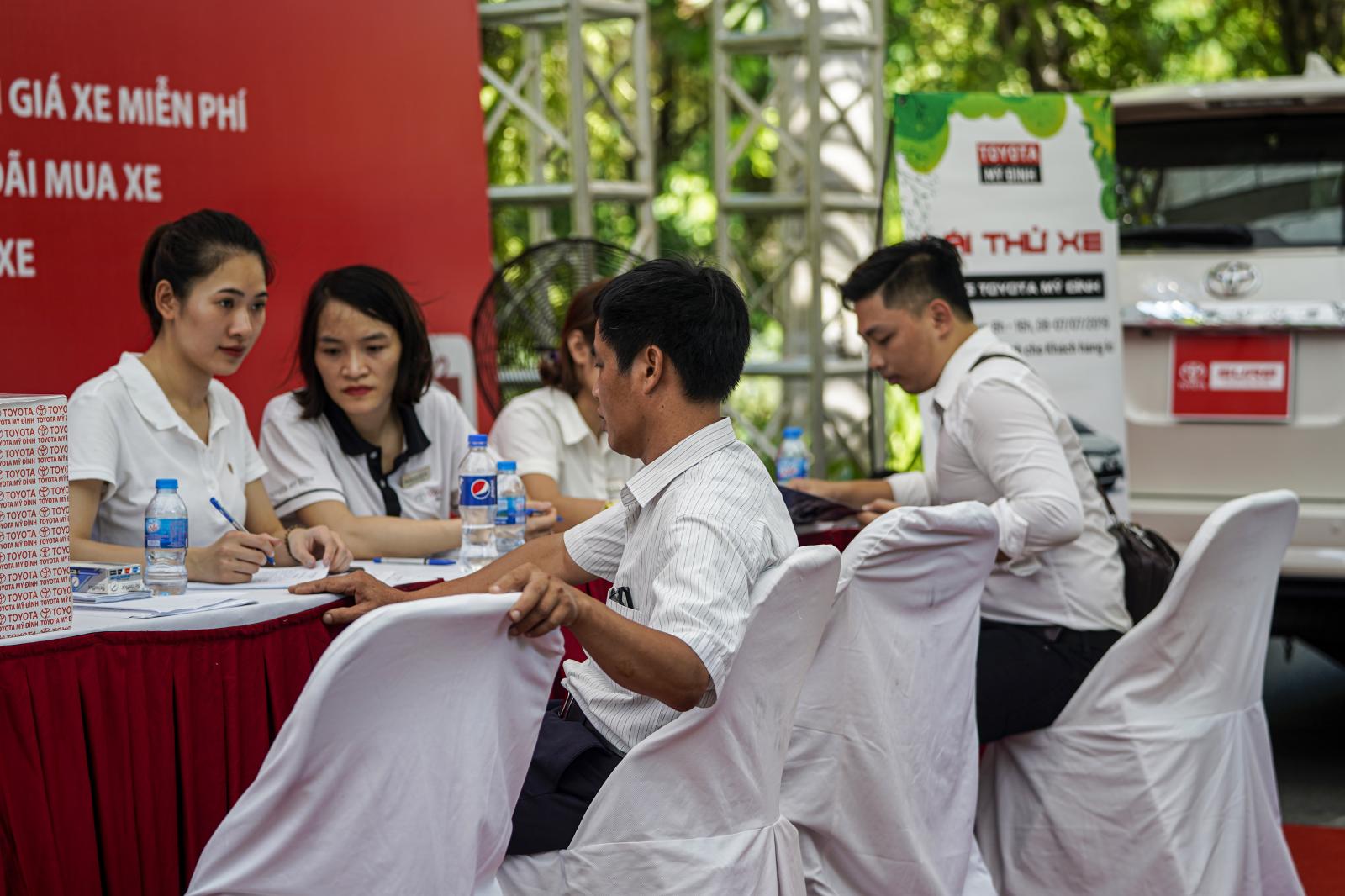 Lượng ô tô nhập khẩu thông quan đầu năm giảm mạnh 4 Lượng ô tô nhập khẩu thông quan đầu năm giảm mạnh a5