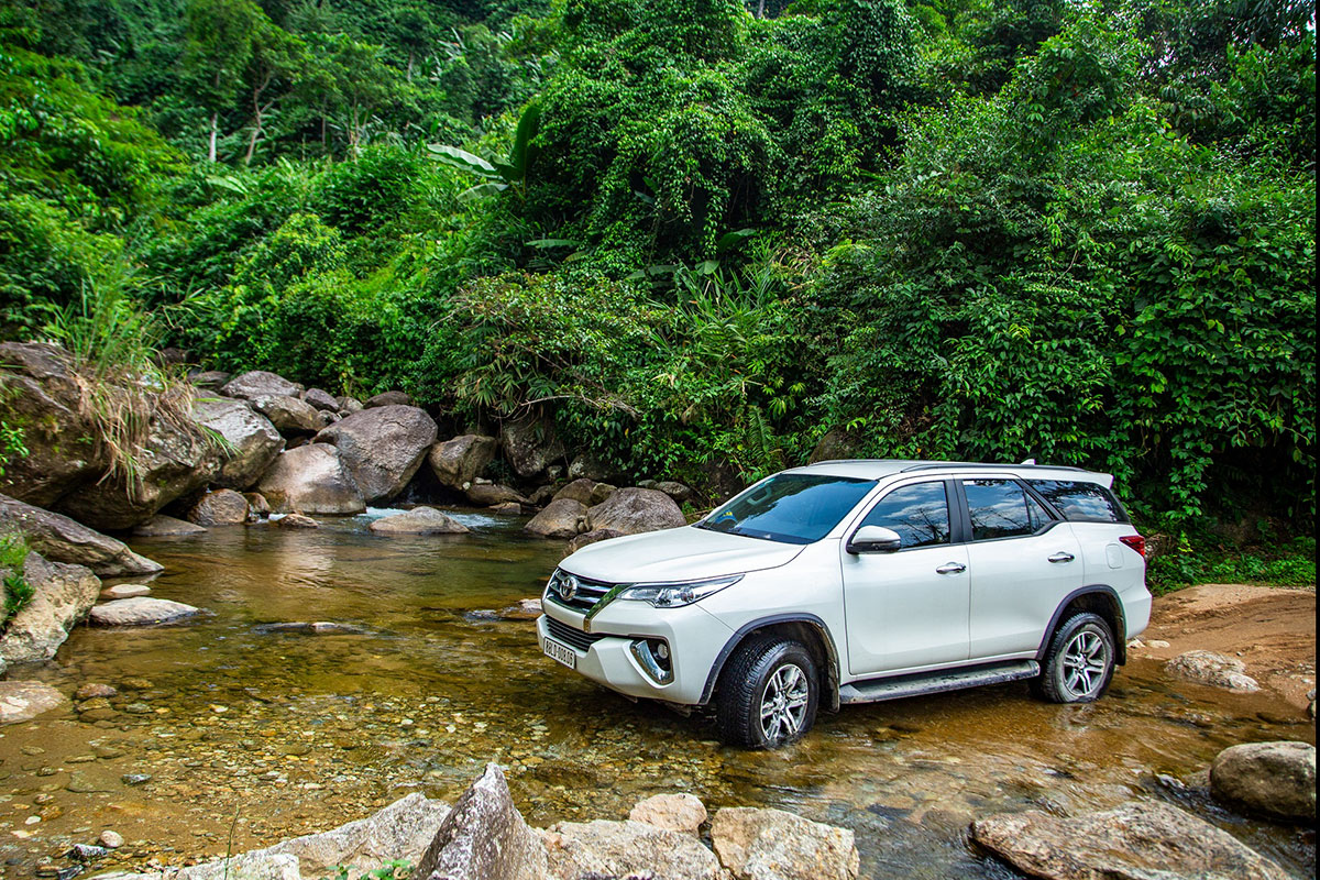 Toyota lắp ráp trở lại mẫu Toyota Fortuner nhằm đáp ứng nhu cầu của người tiêu dùng .
