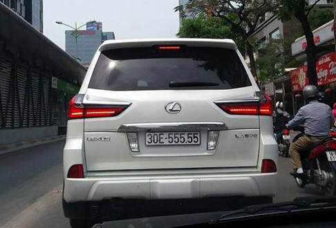 Đại gia Việt: Chơi xe Lexus LX570 đẳng cấp phải kèm biển siêu đẹp a13