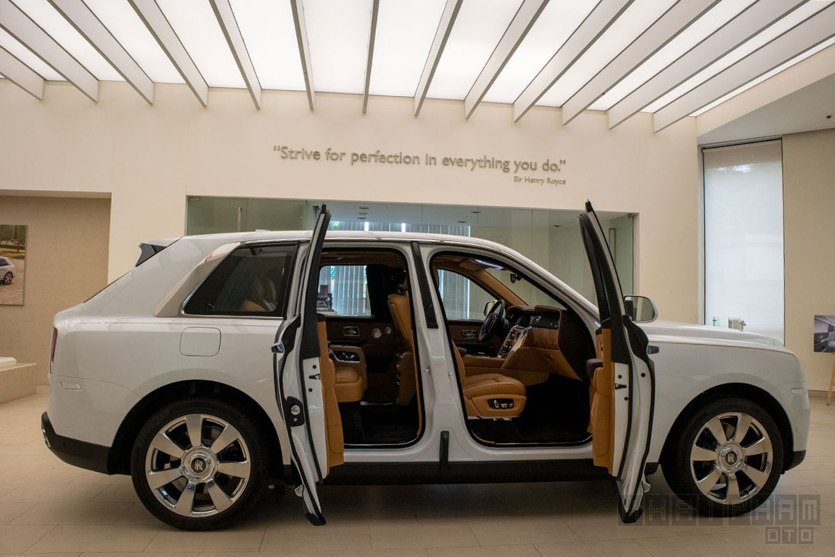 Thân xe Rolls-Royce Cullinan