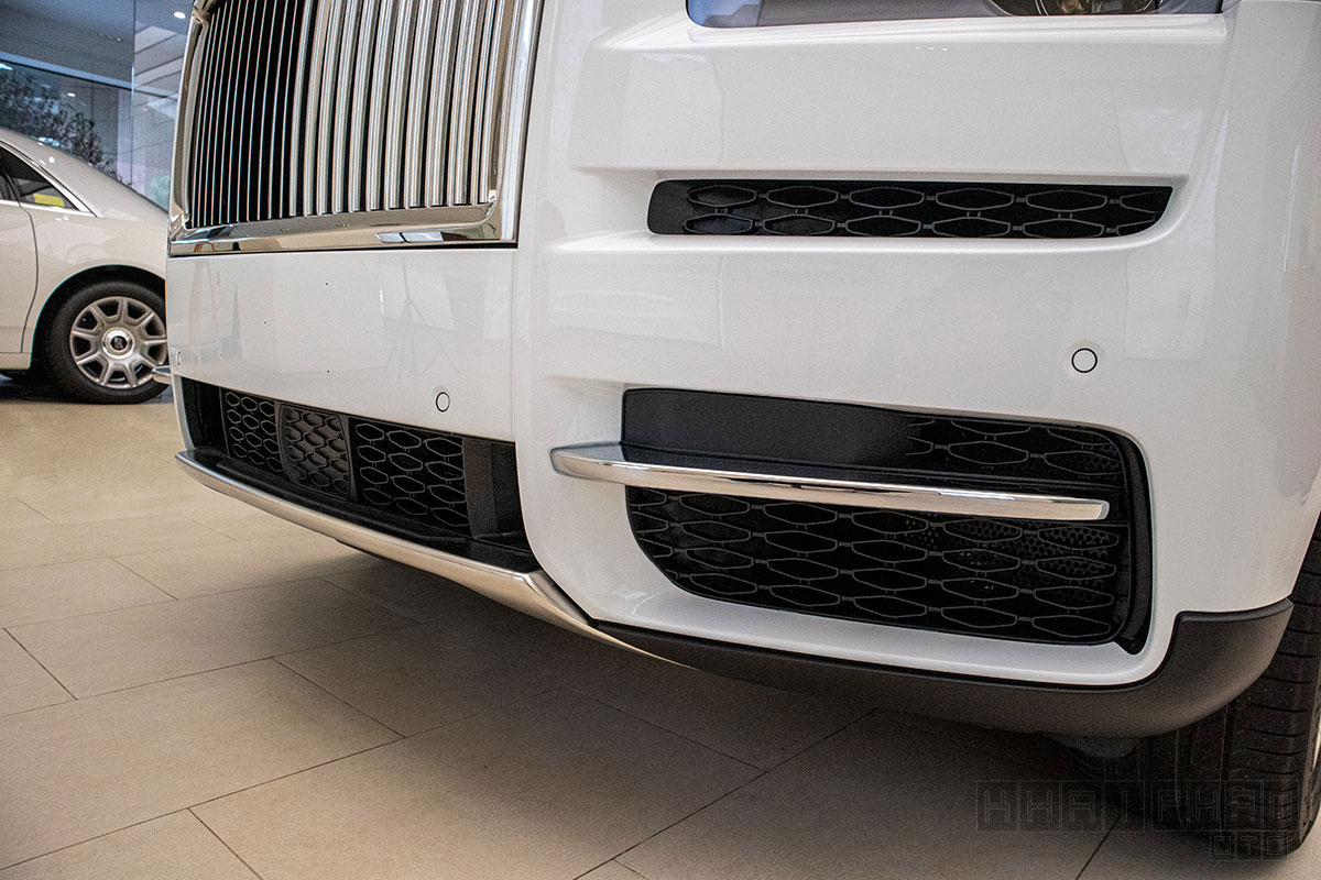 Cản trước xe Rolls-Royce Cullinan