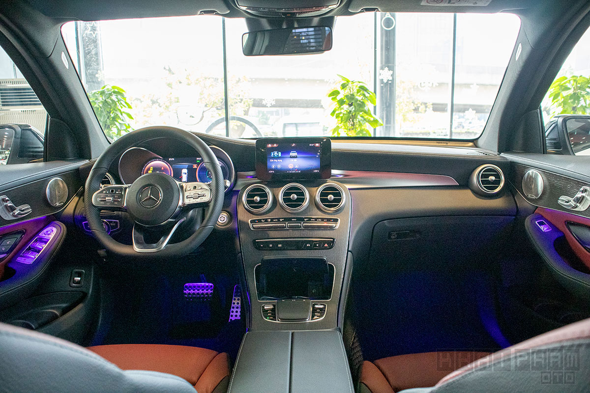 Đại lý tiết lộ trang bị mới trên xe Mercedes-Benz GLC 200 2020 lắp ráp tại Việt Nam 5 Đại lý tiết lộ trang bị mới trên xe Mercedes-Benz GLC 200 2020 lắp ráp tại Việt Nam a5