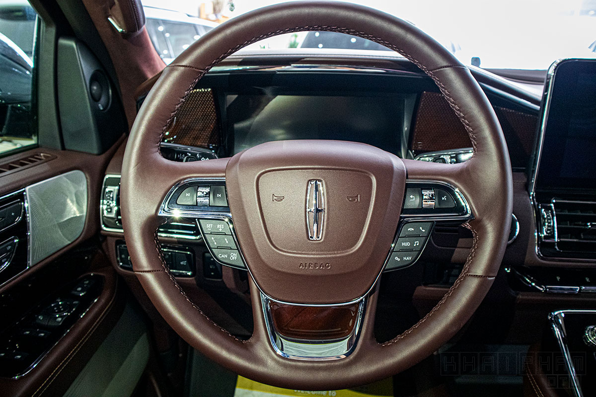Chi tiết xe Lincoln Navigator Black Label 2020 giá hơn 8 tỷ đồng tại Việt Nam a18