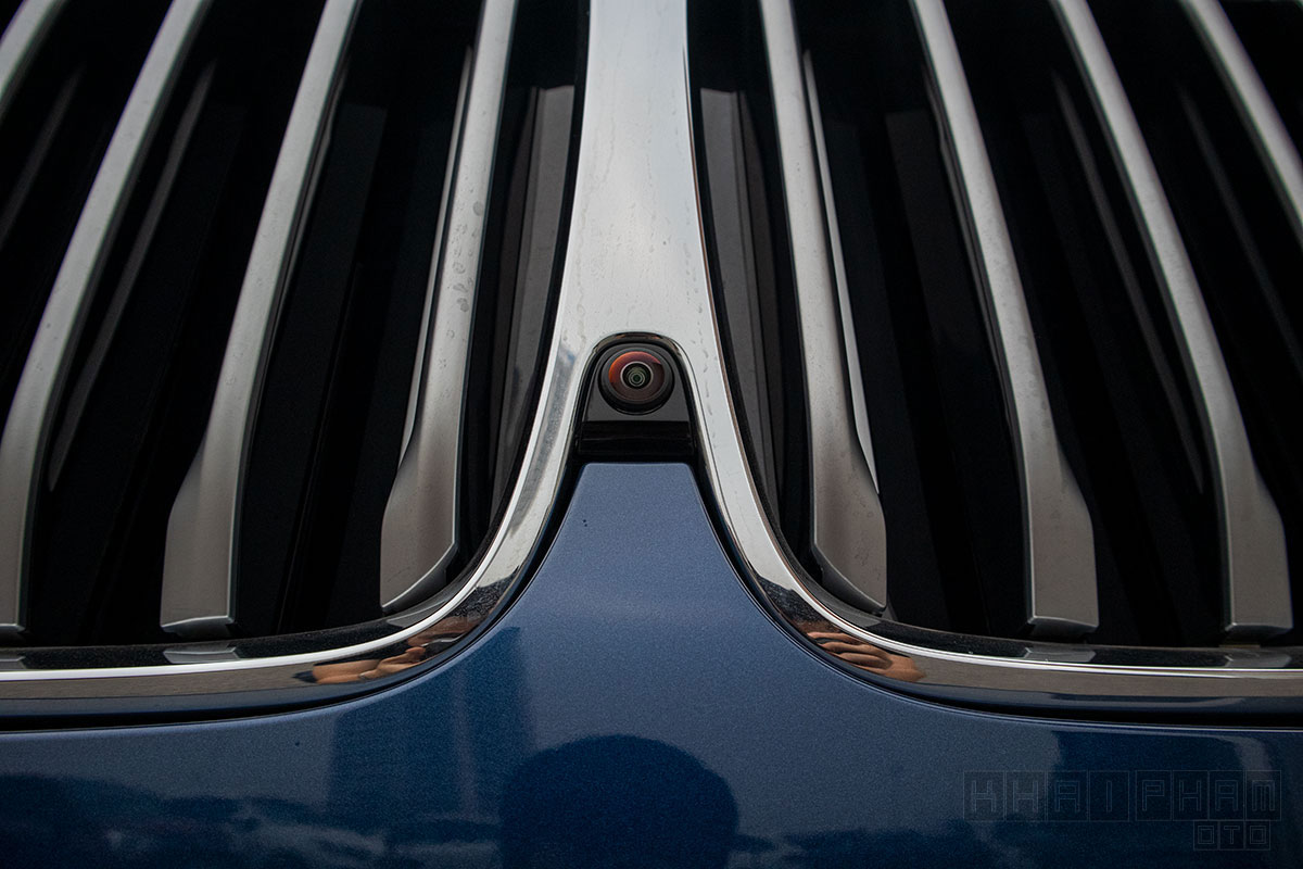Hình ảnh camera trước xe BMW X7 2020