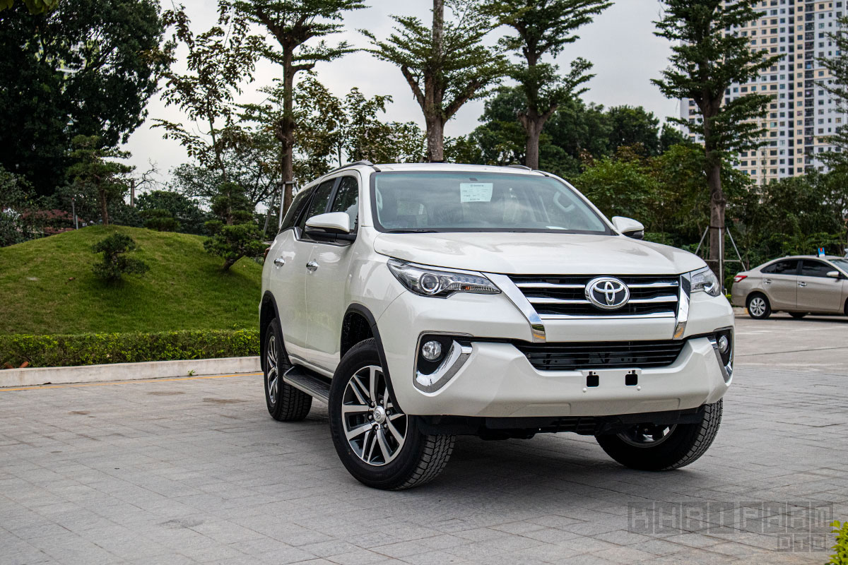 Toyota Fortuner là mẫu xe bán chạy thứ hai của Toyota Việt Nam sau Vios 1