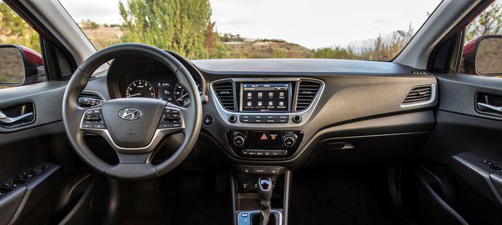 Nội thất xe Hyundai Accent 2020 Nội thất xe Hyundai Accent 2020