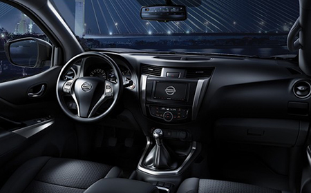Nội thất xe Nissan Navara Nội thất xe Nissan Navara