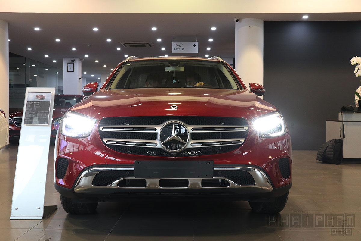 Ảnh trước xe Mercedes-Benz GLC 200 4Matic 2020 