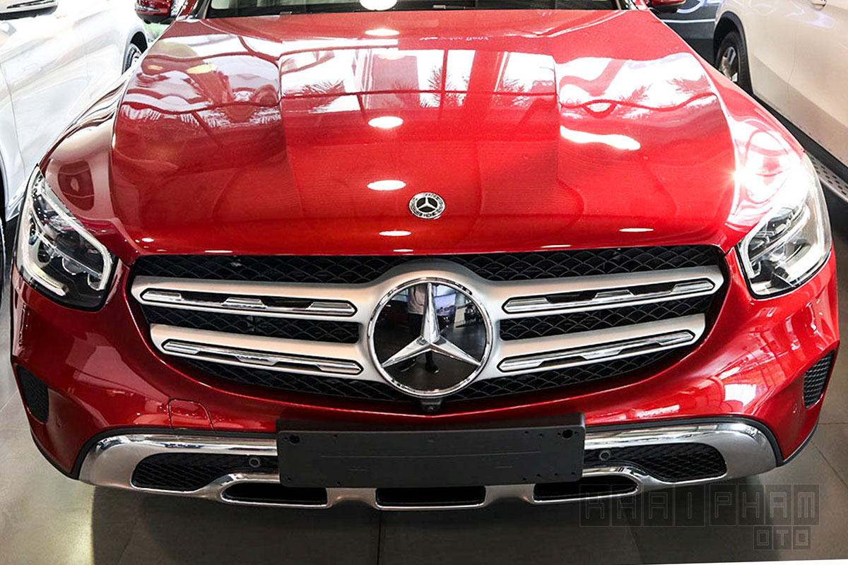 Ảnh chụp camera lùi xe Mercedes-Benz GLC 200 4Matic 2020 