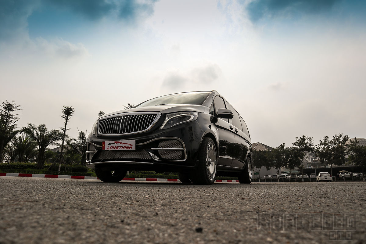 Hình ảnh trước xe Mercedes-Benz V 250 độ Maybach