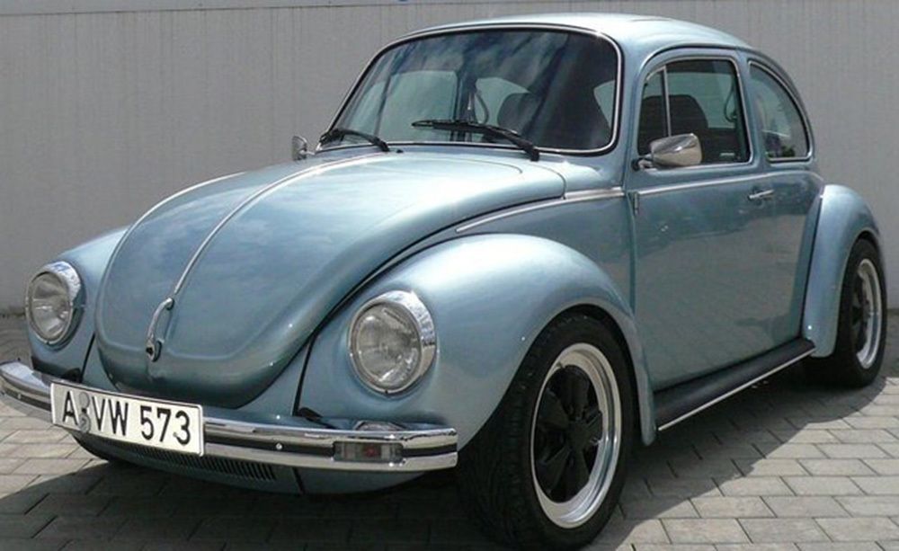 Biểu tượng thương hiệu của dòng siêu Volkswagen có ý nghĩa gì?