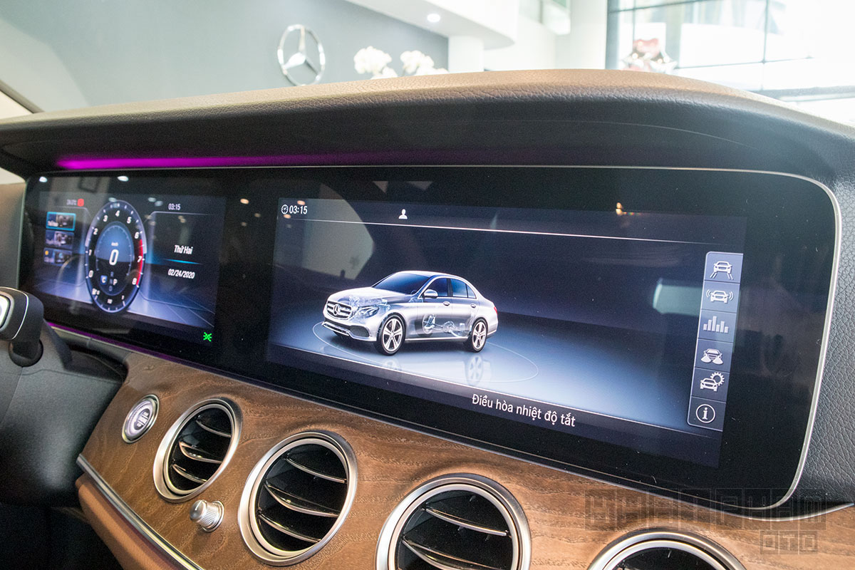 Ảnh chụp màn hình xe Mercedes-Benz E 200 Exclusive 2020 