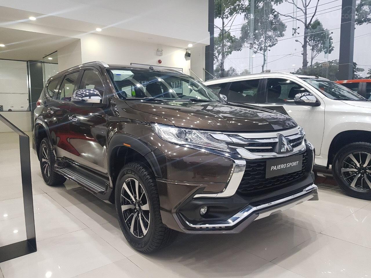 Mitsubishi Pajero Sport: Giảm gần 100 triệu đồng A1