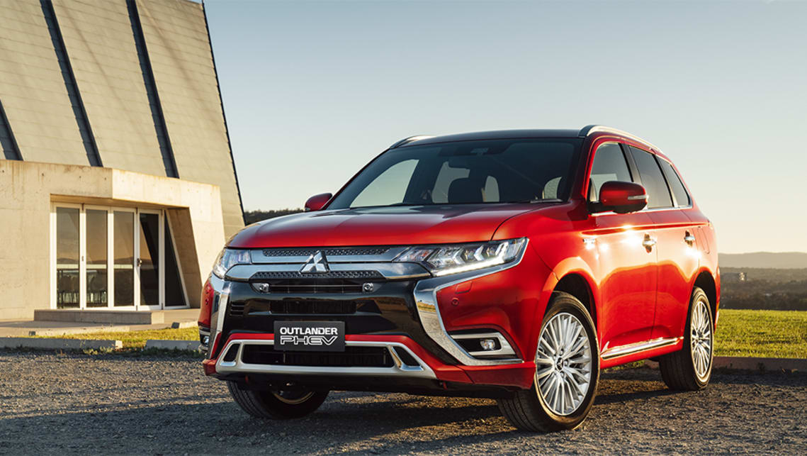 Ngoại thất Mitsubishi Outlander 2020 Ngoại thất Mitsubishi Outlander 2020