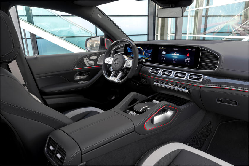 Mercedes-AMG GLE 2021 63 S Coupe hiện đại đúng chất.