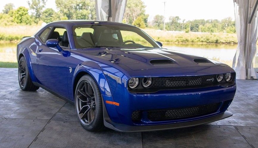 Dodge Challenger a4
