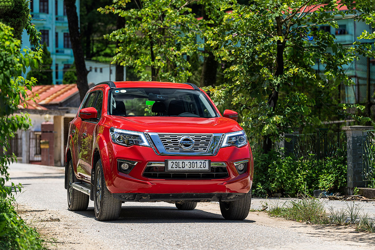 Nissan Terra khuyến mãi lên tới 50 triệu đồng kèm quà tặng 1