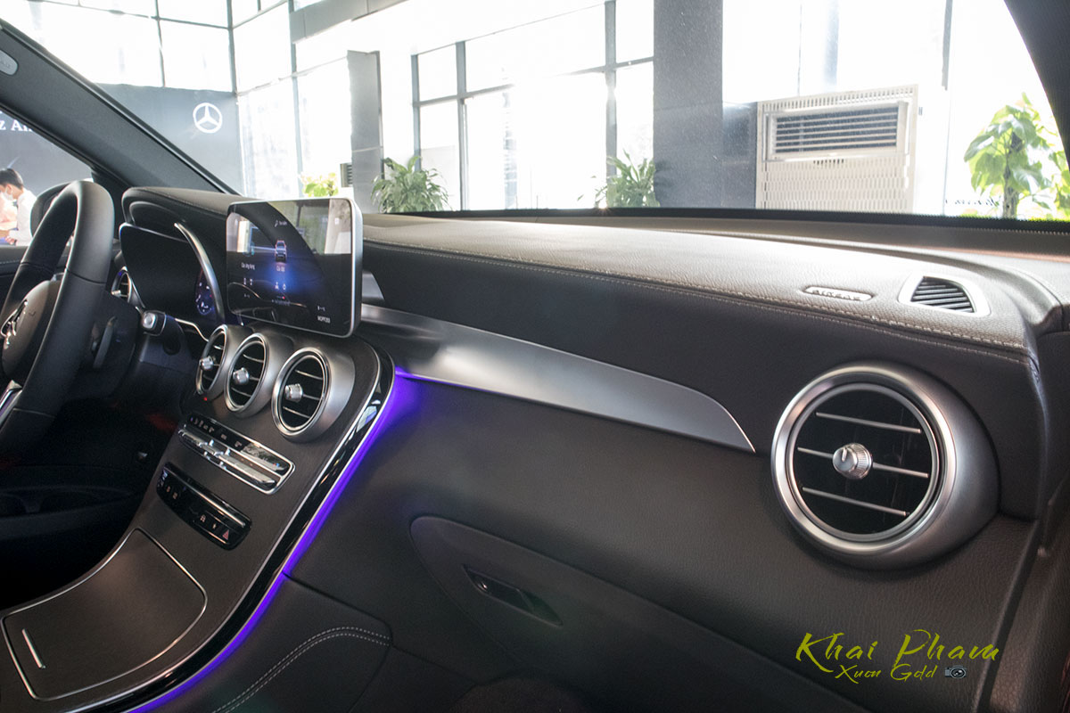 Rò rỉ hình ảnh Mercedes-Benz GLC 300 4Matic 2020 lắp ráp trong nước, thay đổi nhẹ so với xe nhập khẩu a4
