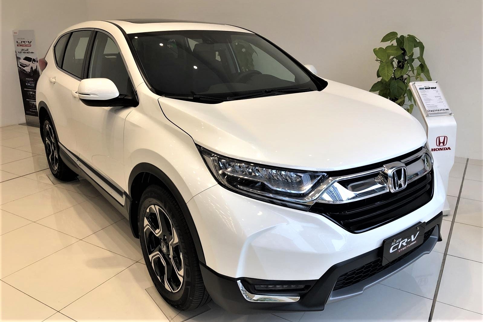 Honda CR-V đánh mất ngôi đầu bảng về tay Hyundai Tucson 1