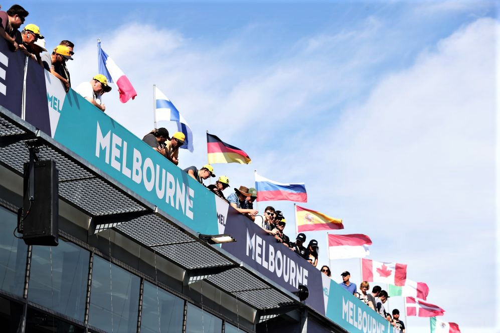 Chặng đua Australian Grand Pix được tổ chức tại Melbourne (Úc) đã bị hủy bỏ 1