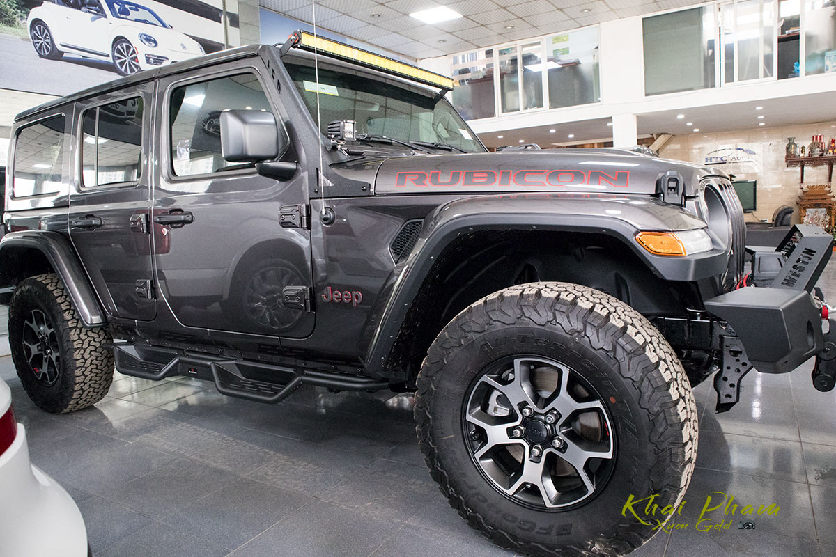 Ảnh chụp trước xe Jeep Wrangler Rubicon 2020 1