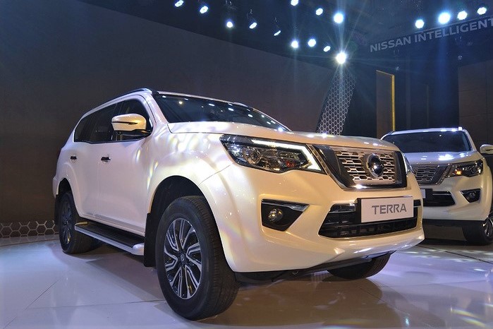 Nissan Terra 2.5L V 4WD 7AT 1