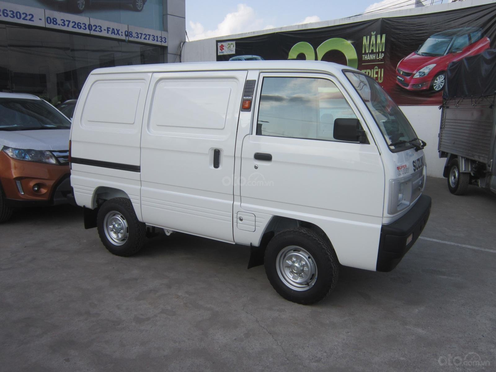 Suzuki Van 485 kg.