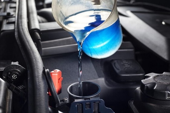 Nước làm mát ô tô được phân loại theo màu sắc riêng biệt 1