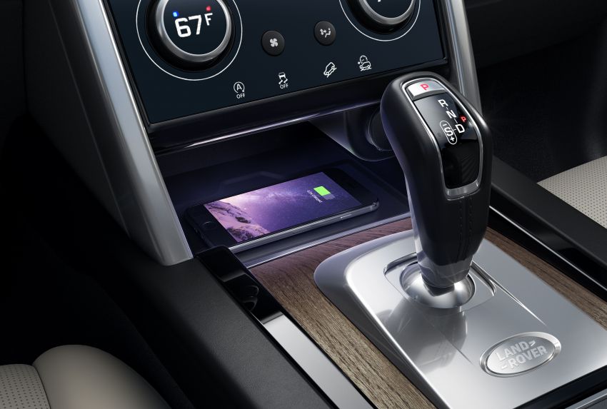 Land Rover Discovery Sport R-Dynamic 2020 linh hoạt và mạnh mẽ.