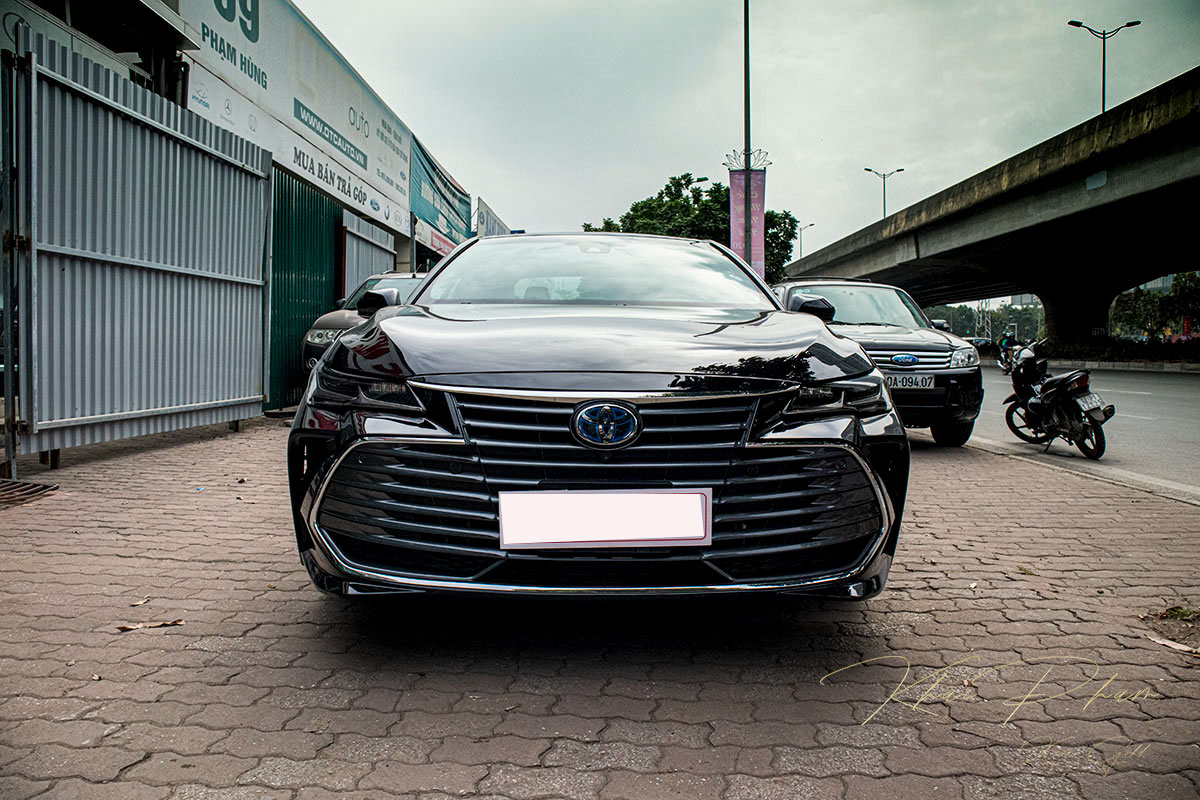 Ảnh chụp đầu xe Toyota Avalon 2020