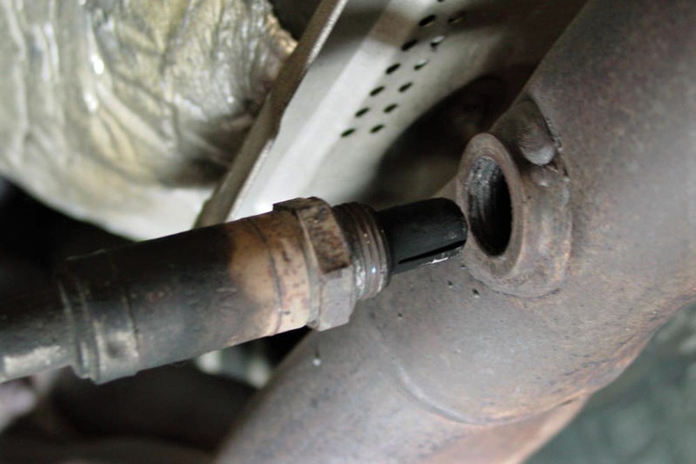 Cảm biến oxy bám muội đen 1